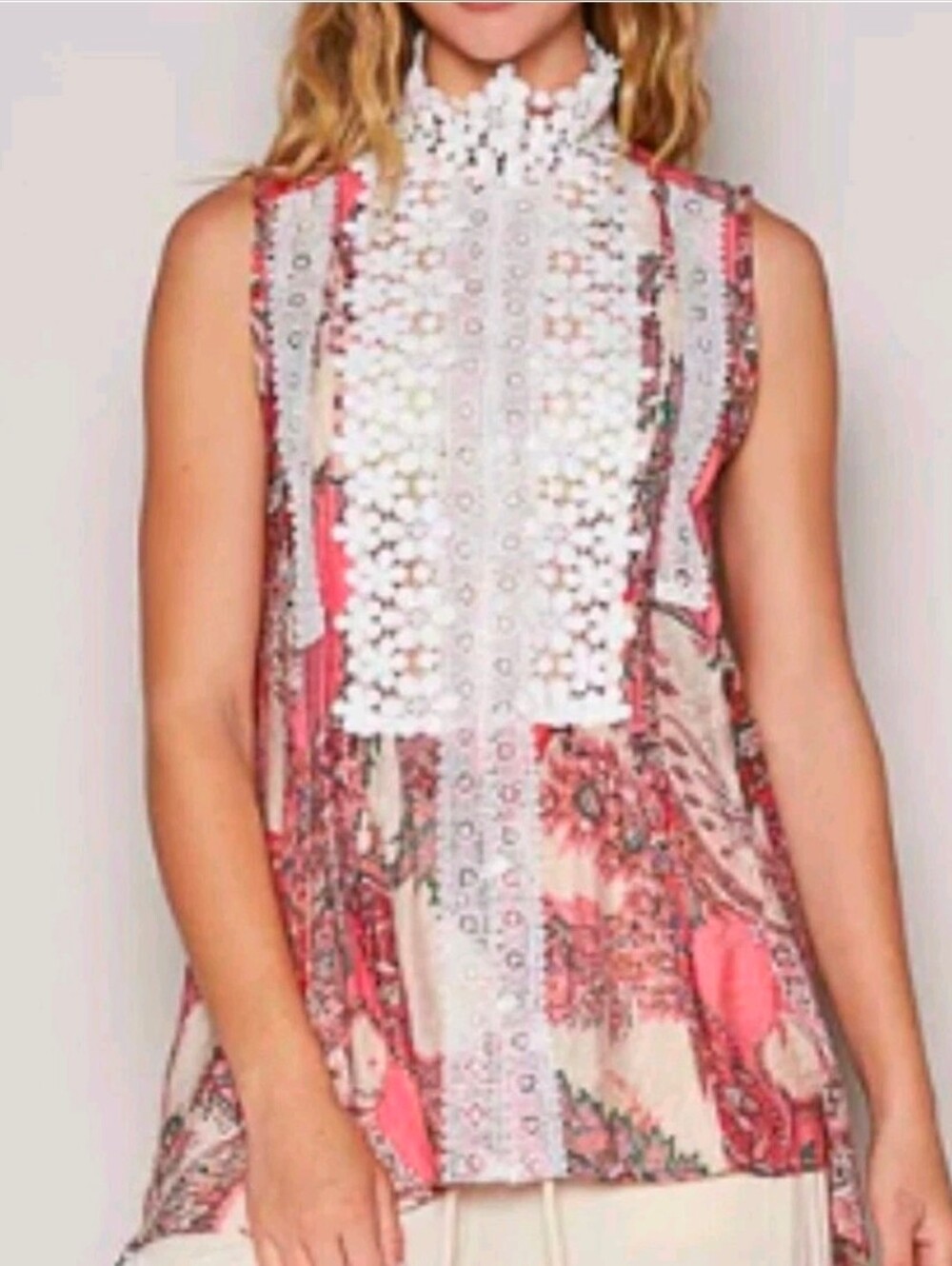 NWOT POL Floral Sleeveless Boho Crochet Mock Neck Blouse Sz S Flowy Cottagecore